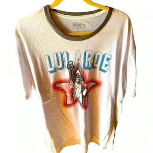 Lularoe 2xl white Americana Patrick . Statue of Liberty in a star! NWT.